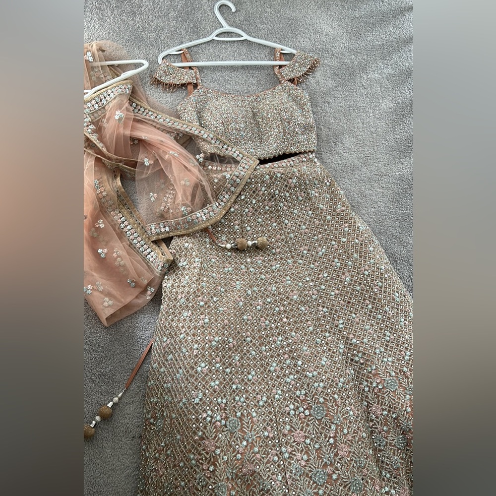 Beautiful heavy lengha - excellent condition